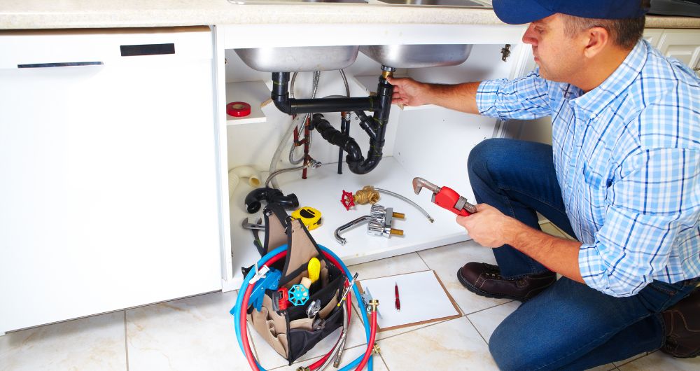 5 Common Mistakes When Hiring an Emergency Plumber